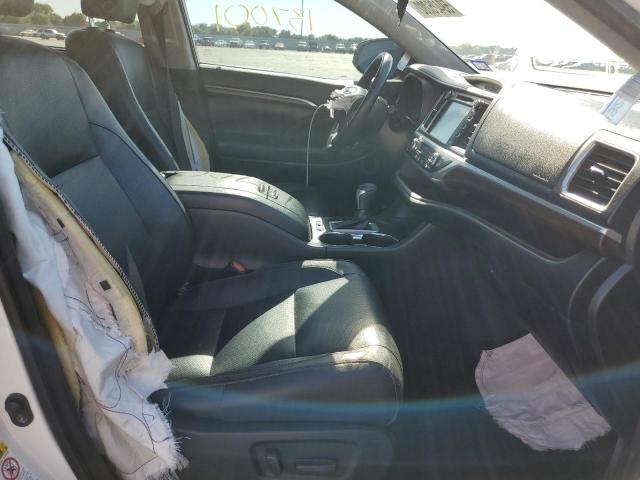 Photo 5 from auction – 2015 TOYOTA HIGHLANDER with VIN 5TDDKRFH5FS099918