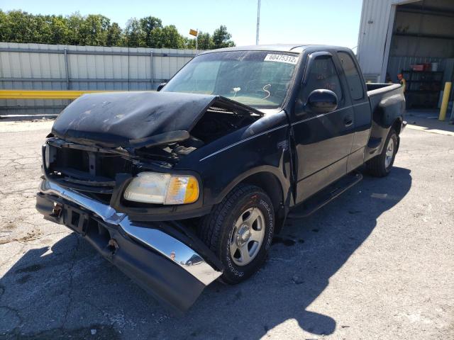 Photo 2 from auction – 2000 FORD F150 with VIN 1FTRX07L3YKB17140