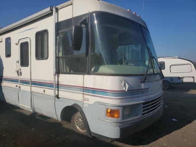 Photo 9 from auction – 1998 CHEVROLET P30 with VIN 1GBLP37J9V3315382