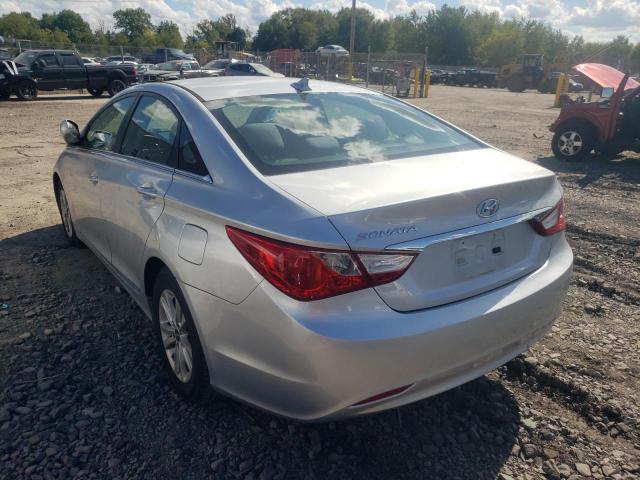 Photo 3 from auction – 2012 HYUNDAI SONATA GLS with VIN 5NPEB4AC9CH496097
