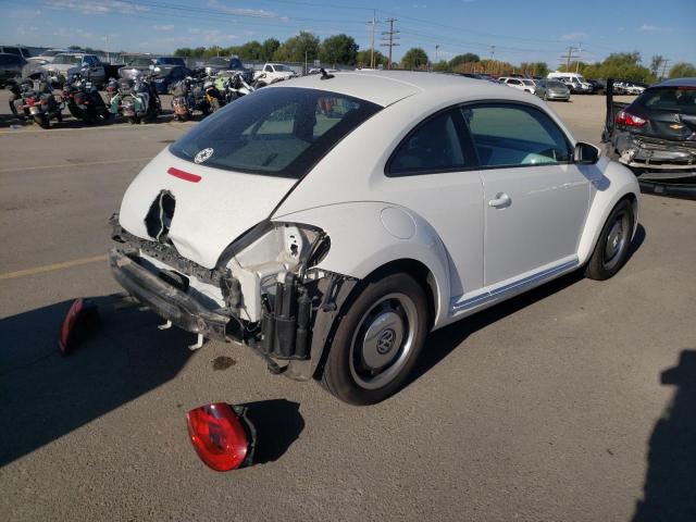 Photo 4 from auction – 2012 VOLKSWAGEN BEETLE with VIN 3VWHX7AT0CM657170
