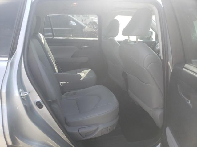 Photo 6 from auction – 2021 TOYOTA HIGHLANDER with VIN 5TDGZRBHXMS559280
