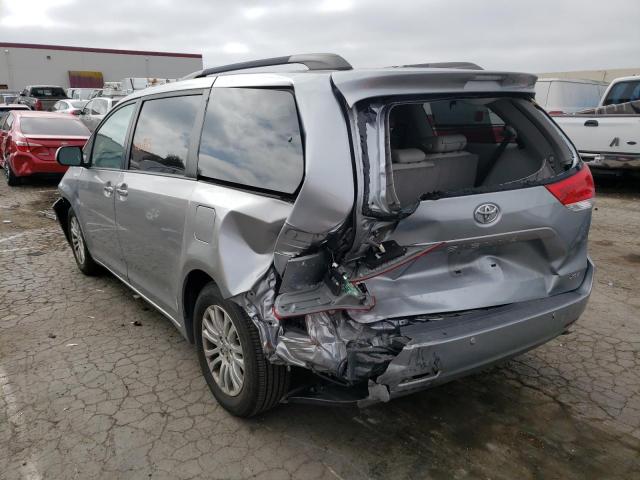 Photo 3 from auction – 2013 TOYOTA SIENNA XLE with VIN 5TDYK3DC3DS401323