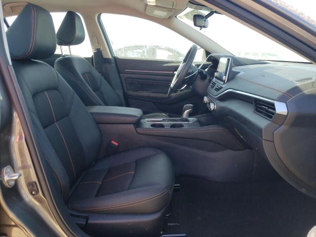 Photo 5 from auction – 2022 NISSAN ALTIMA SR with VIN 1N4BL4CV7NN379772
