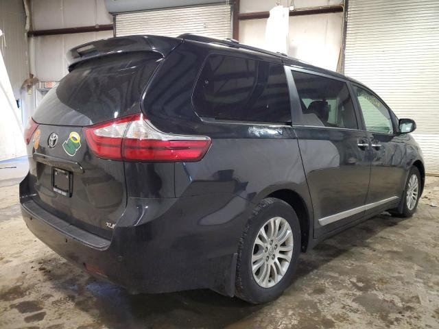 Photo 4 from auction – 2017 TOYOTA SIENNA XLE with VIN 5TDYZ3DC2HS800712