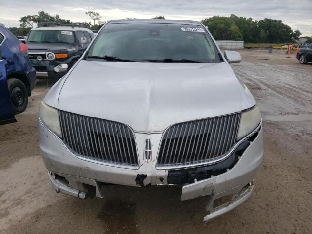 Photo 5 from auction – 2013 LINCOLN MKT with VIN 2LMHJ5AT3DBL51611