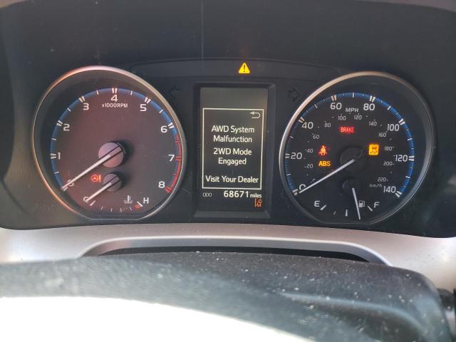 Photo 8 from auction – 2018 TOYOTA RAV4 ADVEN with VIN JTMRFREV0JD229481
