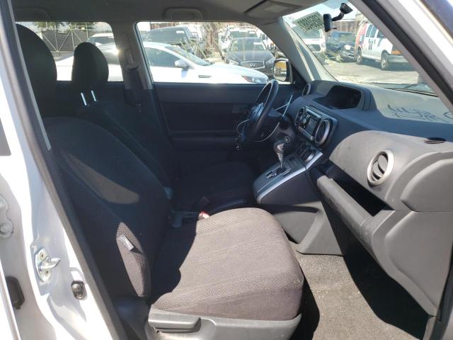 Photo 5 from auction – 2010 TOYOTA SCION XB with VIN JTLZE4FE0A1108511