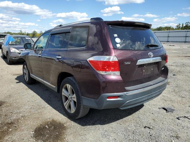 Фото 3 с аукциона – 2013 TOYOTA HIGHLANDER с VIN 5TDDK3EH0DS246853