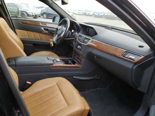 Photo 5 from auction – 2012 MERCEDES-BENZ E 550 4MAT with VIN WDDHF9BB4CA621119