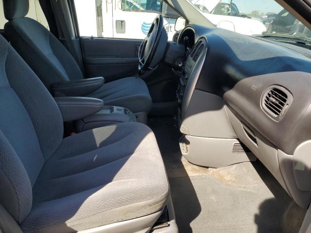 Photo 5 from auction – 2005 CHRYSLER TOWN & COU with VIN 2C8GP54LX5R194446