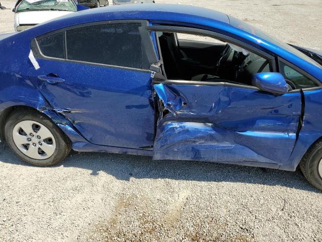 Photo 9 from auction – 2017 KIA FORTE LX with VIN 3KPFK4A72HE116620