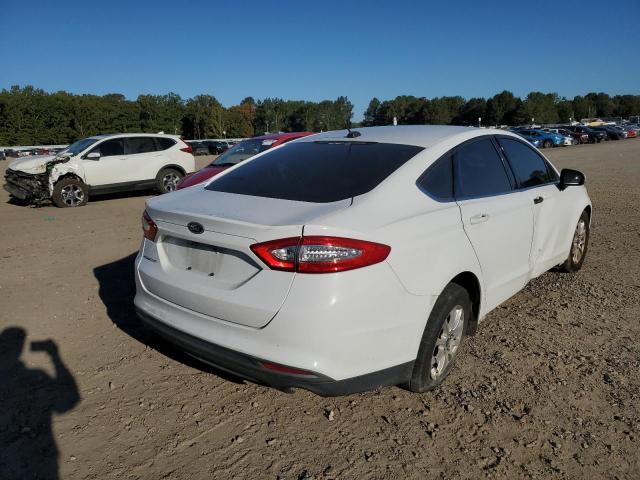 Photo 4 from auction – 2015 FORD FUSION S with VIN 1FA6P0G74F5113749