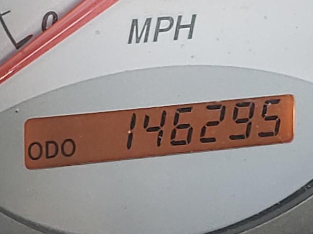 Photo 8 from auction – 2005 TOYOTA RAV4 with VIN JTEGD20V450076219