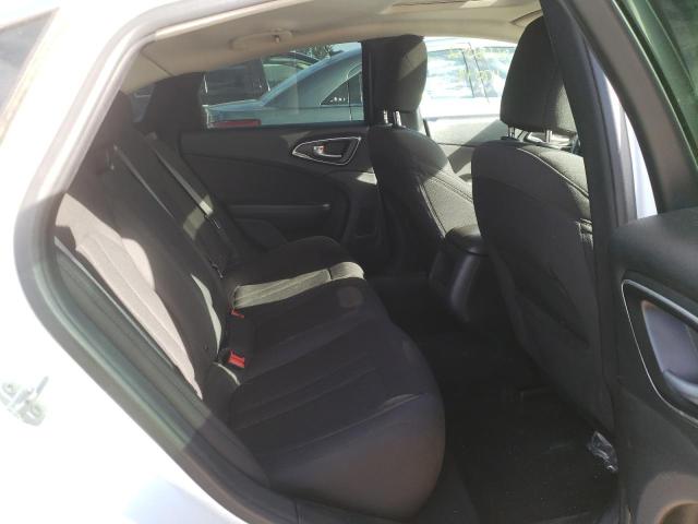 Photo 6 from auction – 2016 CHRYSLER 200 LIMITE with VIN 1C3CCCAB8GN122564