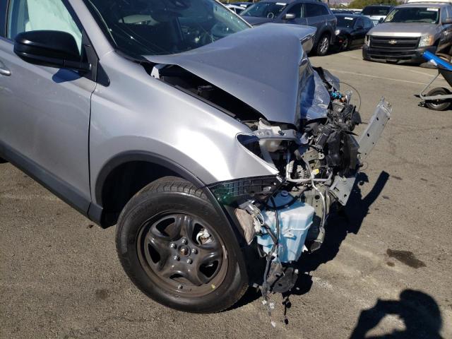 Photo 9 from auction – 2017 TOYOTA RAV4 LE with VIN 2T3ZFREV9HW395804