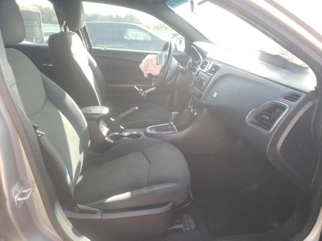 Photo 5 from auction – 2013 CHRYSLER 200 TOURIN with VIN 1C3CCBBG5DN717906