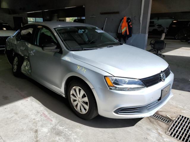 Photo 1 from auction – 2014 VOLKSWAGEN JETTA BASE with VIN 3VW2K7AJ1EM258144
