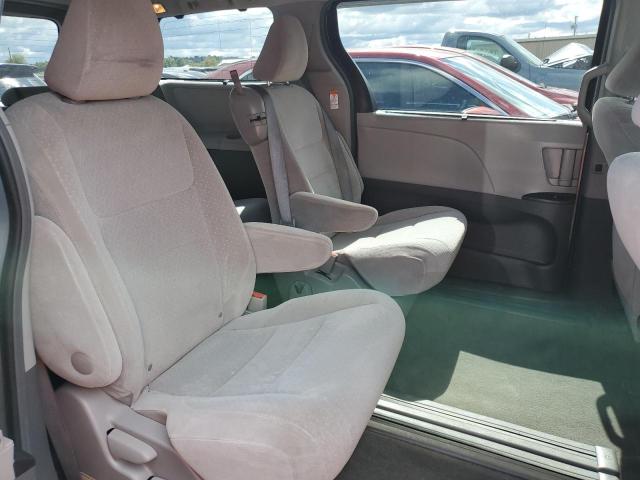 Photo 6 from auction – 2015 TOYOTA SIENNA LE with VIN 5TDKK3DC2FS555174