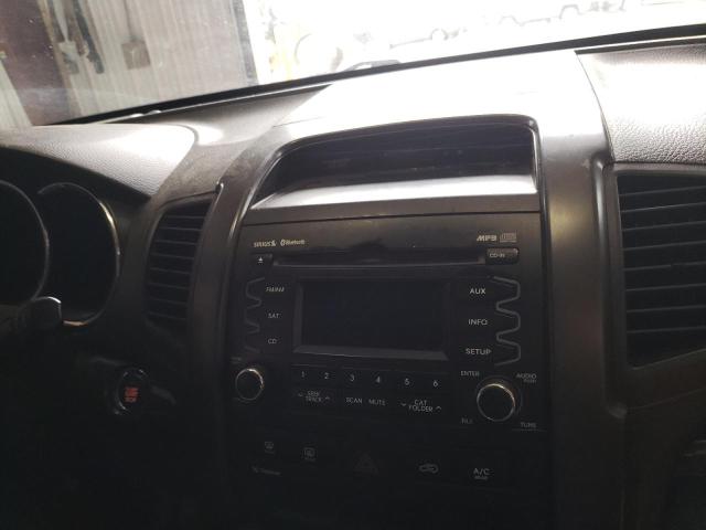 Photo 9 from auction – 2011 KIA SORENTO EX with VIN 5XYKUDA24BG054354