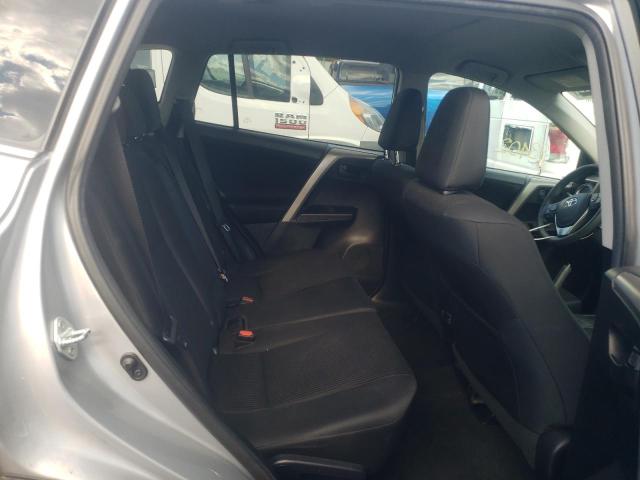 Photo 6 from auction – 2017 TOYOTA RAV4 LE with VIN 2T3BFREV2HW594372