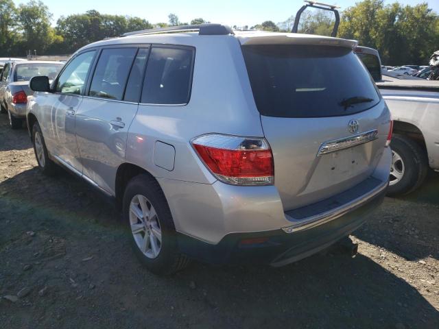 Foto 3 de la subasta – 2013 TOYOTA HIGHLANDER con VIN 5TDBK3EHXDS257964