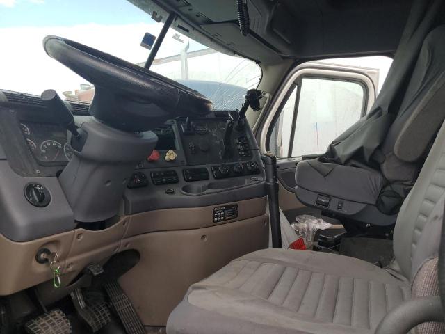 Photo 7 from auction – 2012 FREIGHTLINER CASCADIA 1 with VIN 1FUJGLBG3CSBM2018