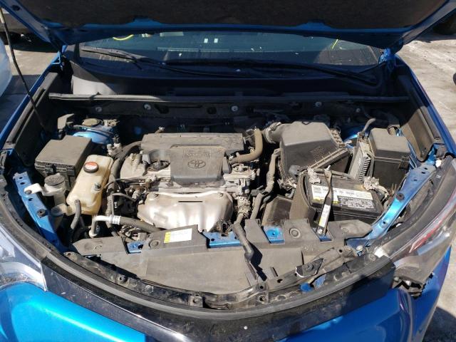 Photo 7 from auction – 2016 TOYOTA RAV4 SE with VIN JTMNFREV6GJ071088
