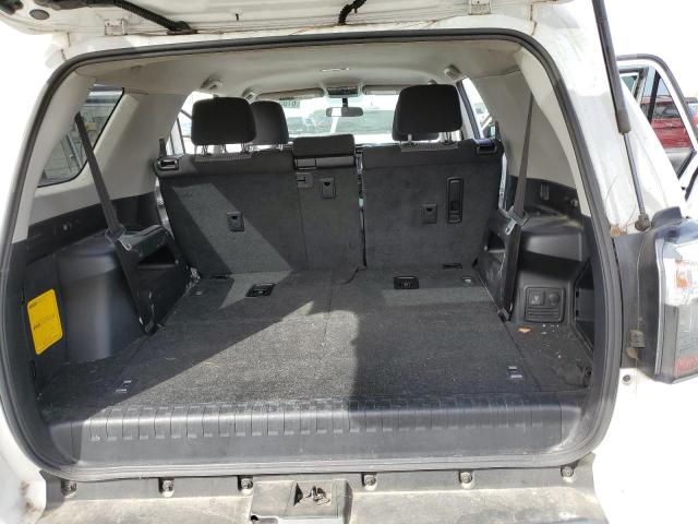 Фото 9 с аукциона – 2017 TOYOTA 4RUNNER SR с VIN JTEZU5JRXH5154151