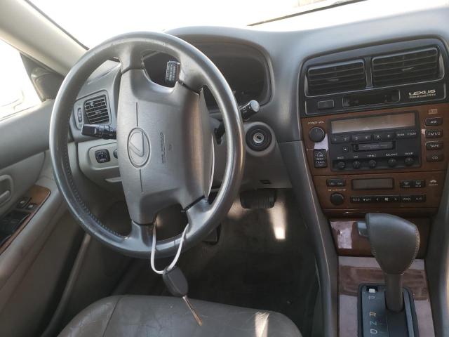 Photo 9 from auction – 2000 LEXUS ES 300 with VIN JT8BF28G4Y5076192