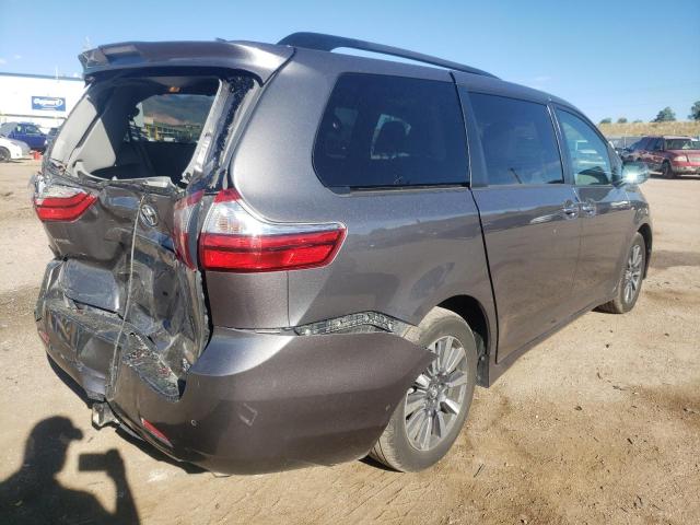 Photo 4 from auction – 2018 TOYOTA SIENNA XLE with VIN 5TDDZ3DC4JS208894