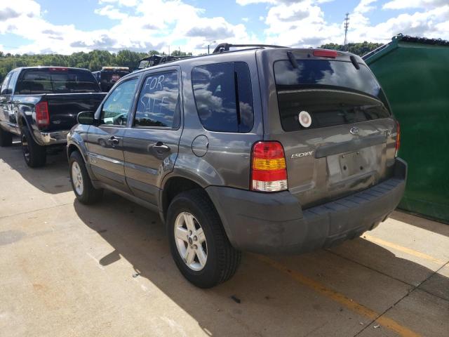 Photo 3 from auction – 2005 FORD ESCAPE HEV with VIN 1FMCU95H75KC30159