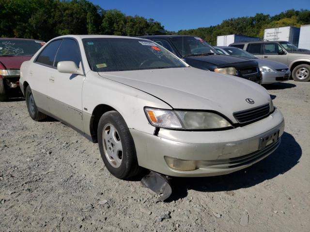 LEXUS ES 300 1999 with VIN JT8BF28G2X0201671 - Photo from auction