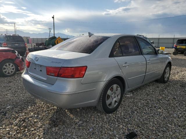 Photo 4 from auction – 2010 HYUNDAI SONATA with VIN 5NPET4AC0AH620235