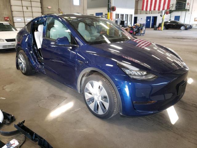 TESLA MODEL Y 2020 مع رقم تعريف المركبة 5YJYGDEE3LF032490 - صورة من المزاد
