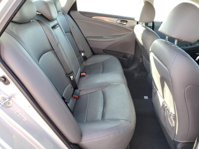 Photo 6 from auction – 2015 HYUNDAI SONATA HYB with VIN KMHEC4A46FA127789