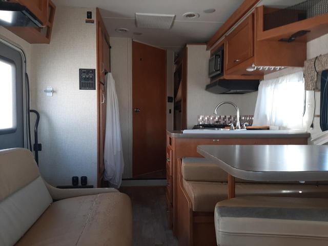Photo 6 from auction – 2017 FORD ECONOLINE with VIN 1FDXE4FS5HDC40077