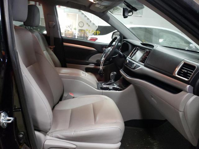 Photo 5 from auction – 2014 TOYOTA HIGHLANDER with VIN 5TDJKRFHXES061375