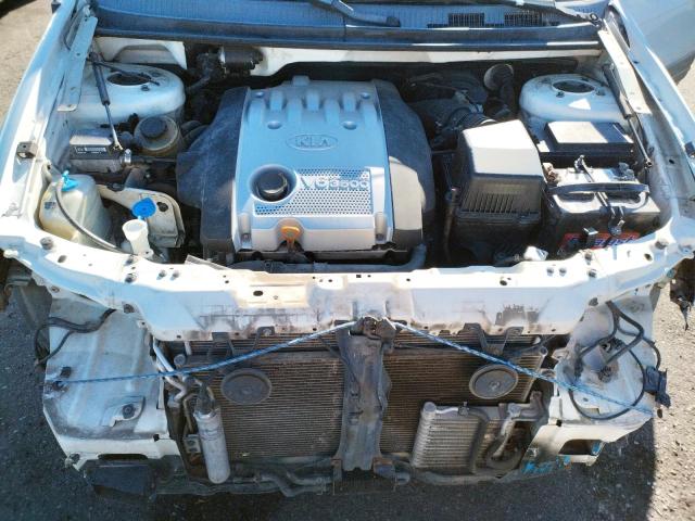 Photo 7 from auction – 2004 KIA SEDONA EX with VIN KNDUP131646531908