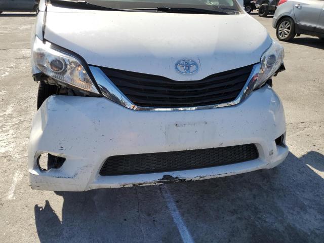 Photo 9 from auction – 2014 TOYOTA SIENNA LE with VIN 5TDKK3DC9ES519738