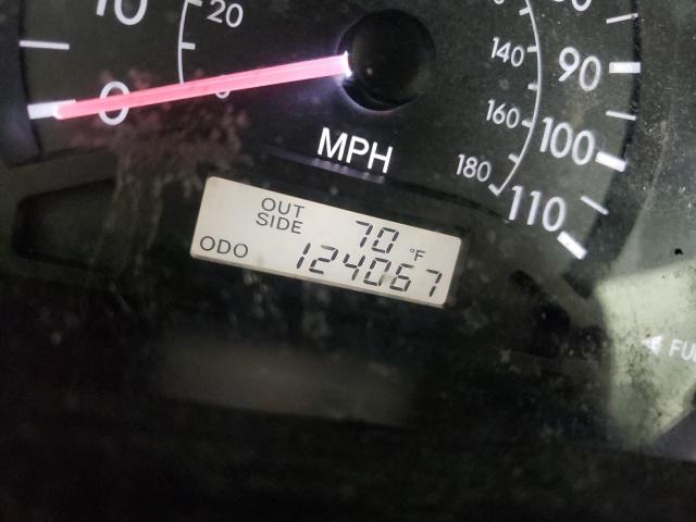 Photo 8 from auction – 2005 TOYOTA COROLLA CE with VIN JTDBR32E252067543