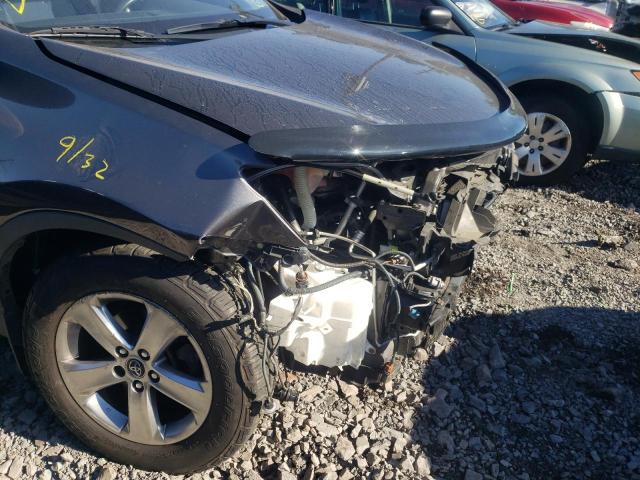 Photo 9 from auction – 2015 TOYOTA RAV4 XLE with VIN JTMRFREV6FJ018956