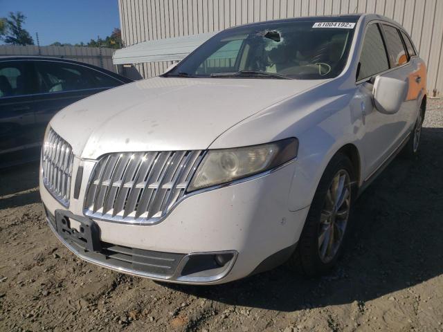 Photo 2 from auction – 2010 LINCOLN MKT with VIN 2LMHJ5AT7ABJ18536