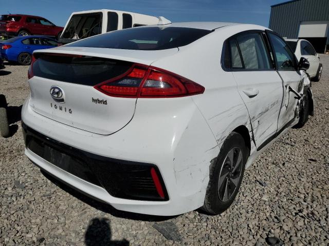 Photo 4 from auction – 2017 HYUNDAI IONIQ SEL with VIN KMHC75LC2HU035201