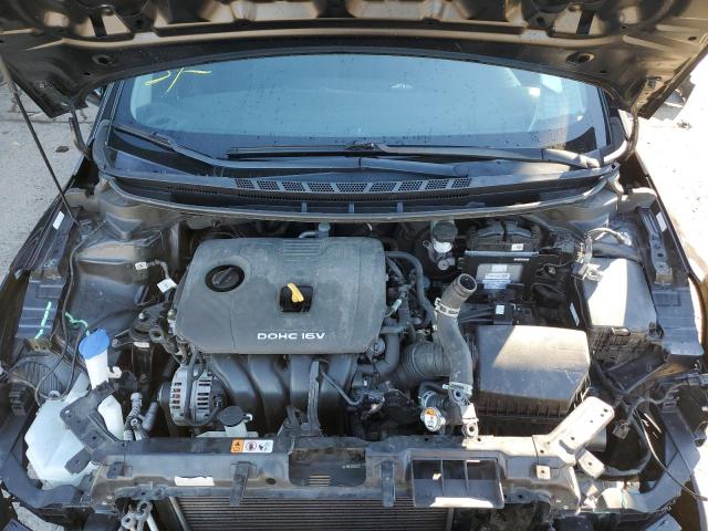 Photo 7 from auction – 2017 KIA FORTE LX with VIN 3KPFK4A73HE084938