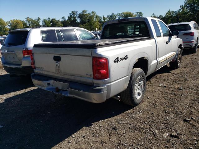 Photo 4 from auction – 2005 DODGE DAKOTA SLT with VIN 1D7HW42K75S171479