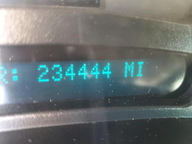 Photo 8 from auction – 2005 CHEVROLET SILVERADO with VIN 1GCHK23265F868465