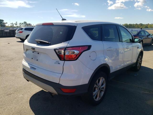 Photo 4 from auction – 2017 FORD ESCAPE SE with VIN 1FMCU9GD1HUC71079