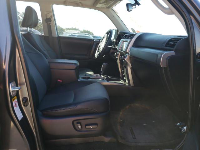 Photo 5 from auction – 2015 TOYOTA 4RUNNER SR with VIN JTEZU5JR5F5094874
