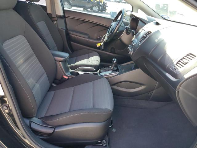 Photo 5 from auction – 2017 KIA FORTE LX with VIN 3KPFL4A76HE090360